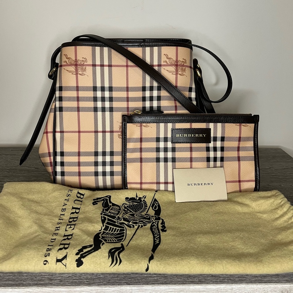 BURBERRY Classic Tote Handbag